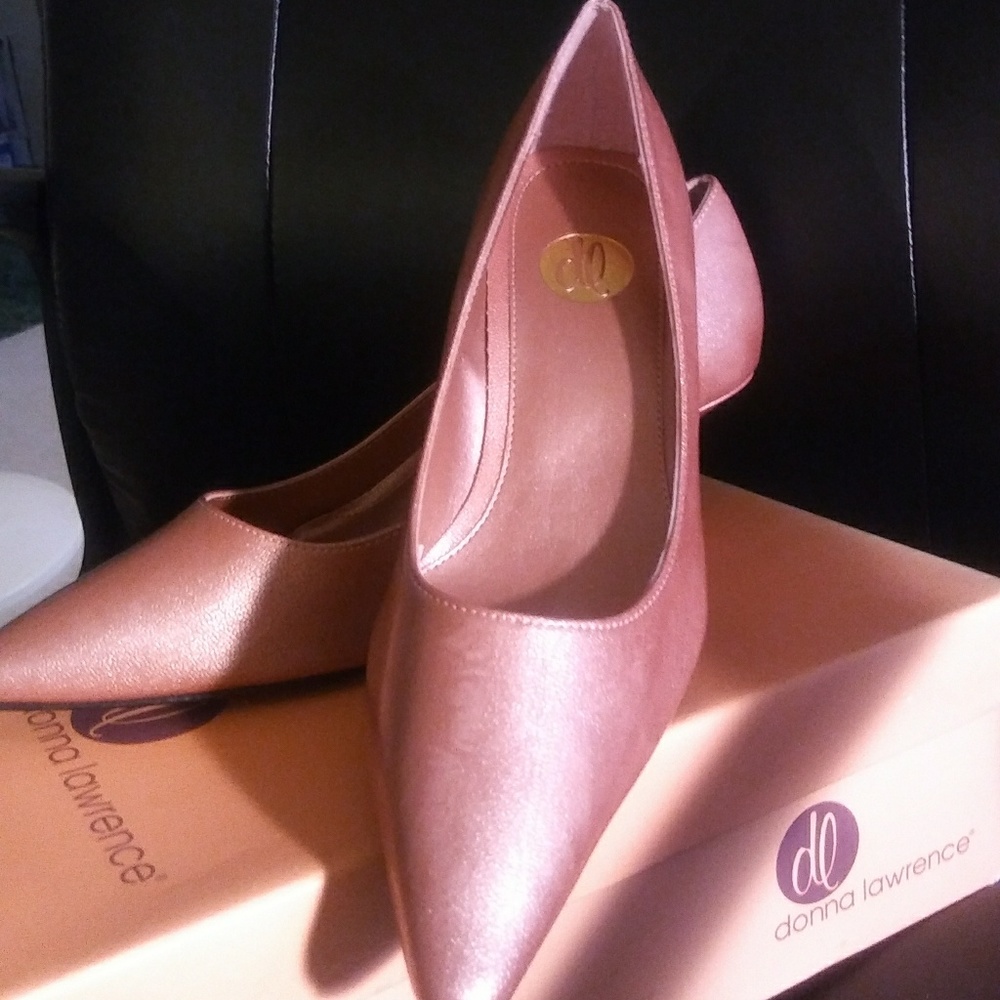 Woman's pumps